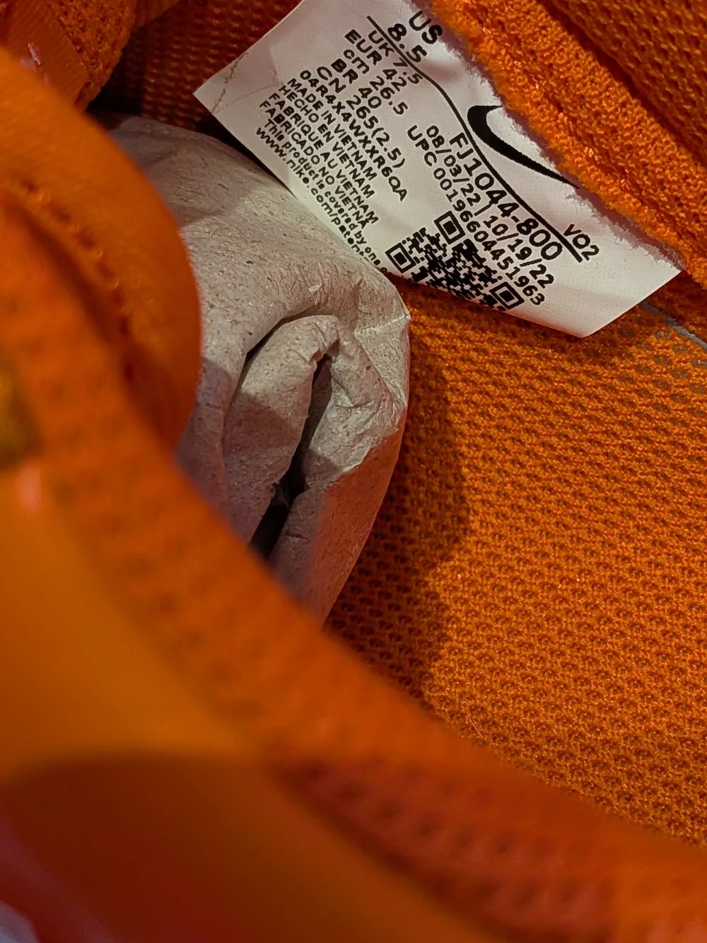 NWT Nike Air Force 1 Men's Orange Low-Top Sneakers with Jewel Swoosh